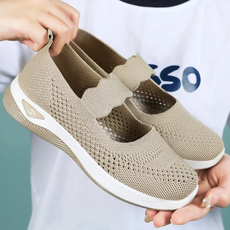 Women Lightweight Breathable Mesh Sneakers Spring Summer Slip On Casual Sports Shoes Woman Plus Size Comfort Non Slip Flat Shoes
