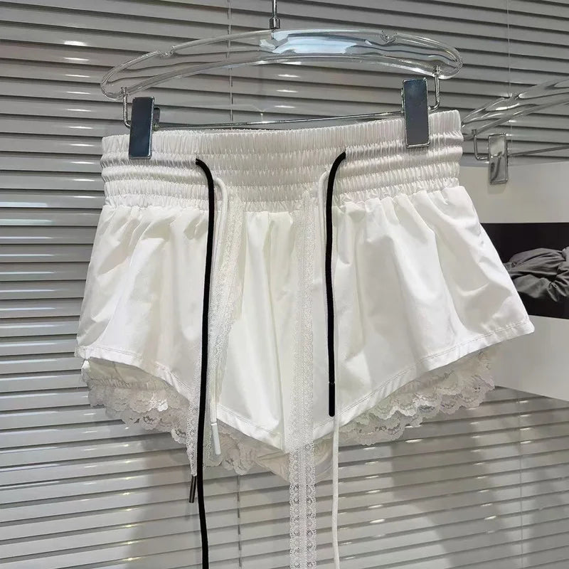 Shorts Woman Summer 2025 New White Korean Fashion Harajuku Balloon Skirt Short Woman Clothing Y2k Black Bloomer Women's Shorts