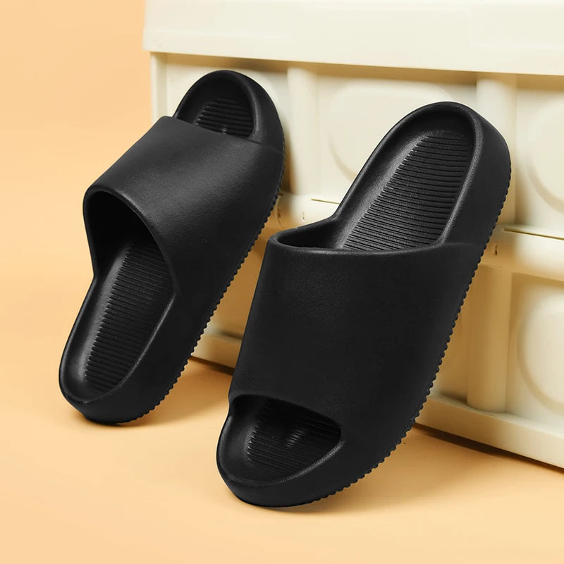 Summer Men Women Slippers EVA Platform Outdoor Comfortable Simple Design Beach Sandals Clogs Casual Indoor Slippers For Couple