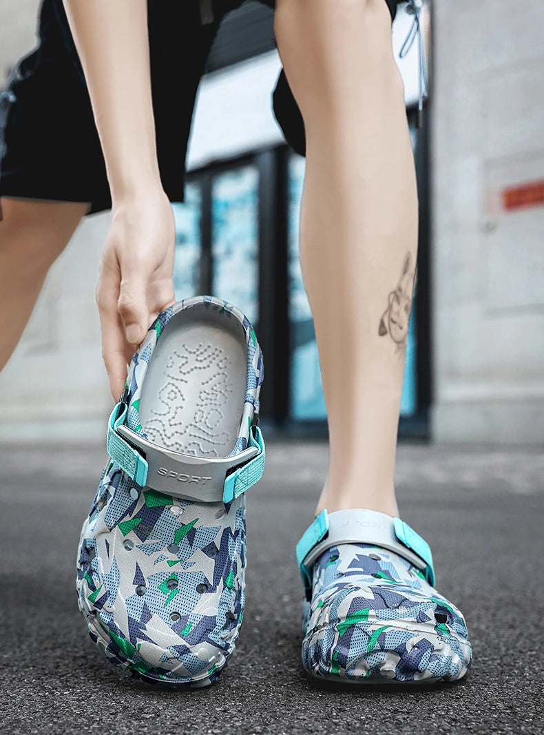 Summer Outdoor Beach Sandals Men Clogs Shoes Men Slippers Camouflage Platform Aqua Shoes Soft EVA Indoor Home Slides Flip Flops