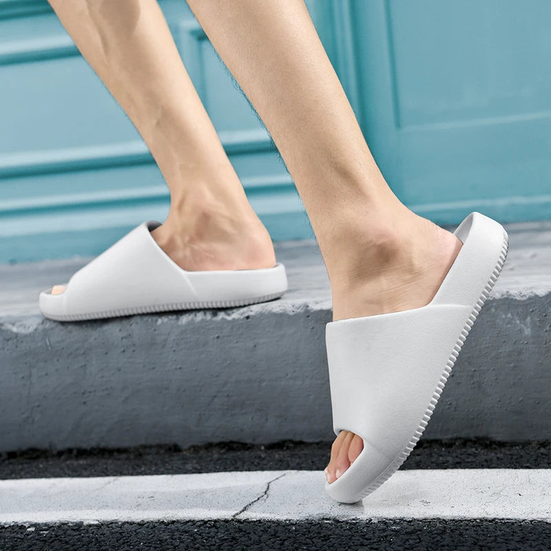 Summer Men Women Slippers EVA Platform Outdoor Comfortable Simple Design Beach Sandals Clogs Casual Indoor Slippers For Couple