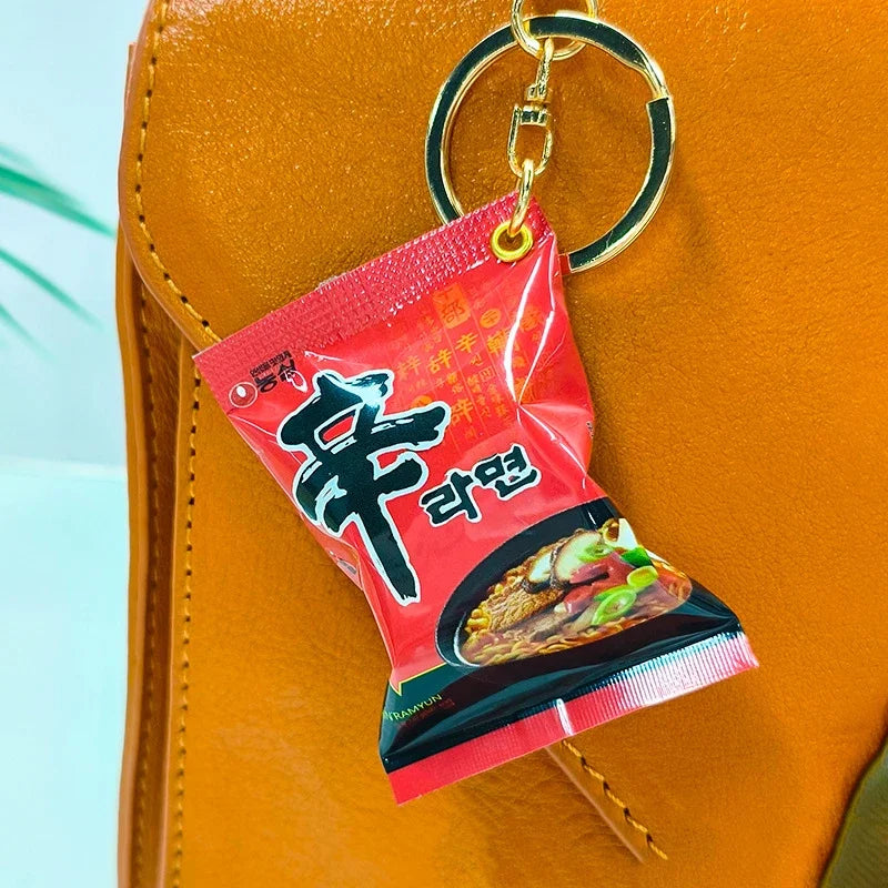 Creative Mini Indonesian Noodle Keychain Korean Ramen Instant Snack Food Toy Souvenir Spicy Mini Keyring Southeast Asian Cuisine