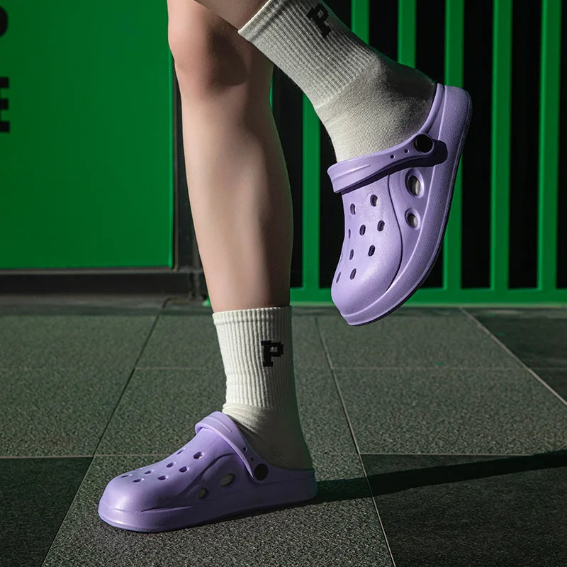 Summer Hollow Out Closed Toe Non-slip Slippers Soft Bottom Clogs Sandals Women Men Lightweight Outdoor Thick-soled Garden Shoes