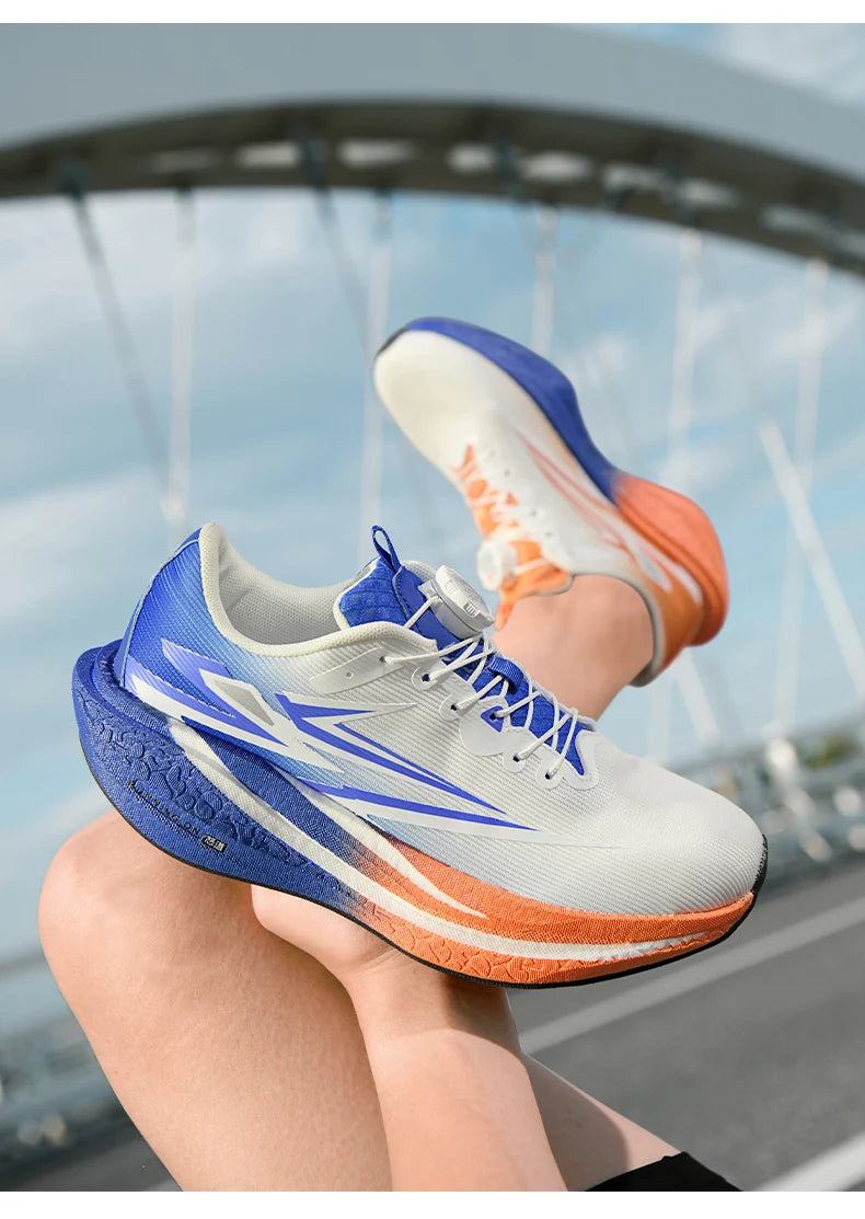 Running Sneakers Men Lightweight Breathable Wear-Resistant Carbon Plate Shoes Comfort Marathon Athletic Sports Shoes for Man