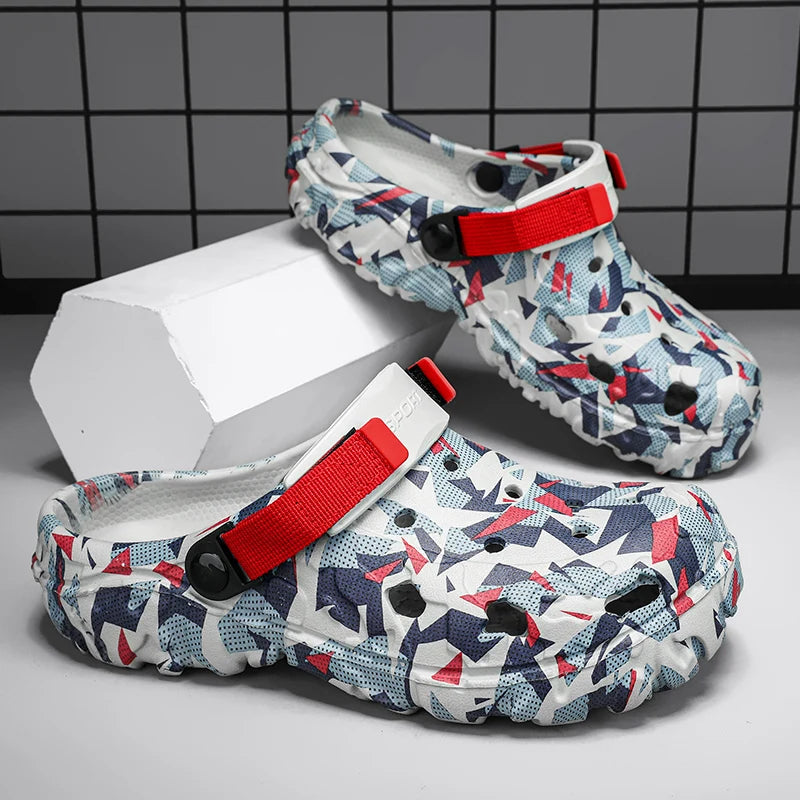 Summer Outdoor Beach Sandals Men Clogs Shoes Men Slippers Camouflage Platform Aqua Shoes Soft EVA Indoor Home Slides Flip Flops