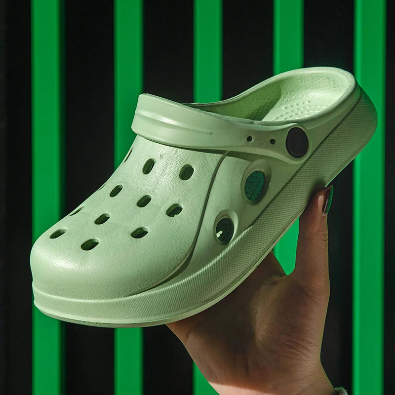 Summer Hollow Out Closed Toe Non-slip Slippers Soft Bottom Clogs Sandals Women Men Lightweight Outdoor Thick-soled Garden Shoes