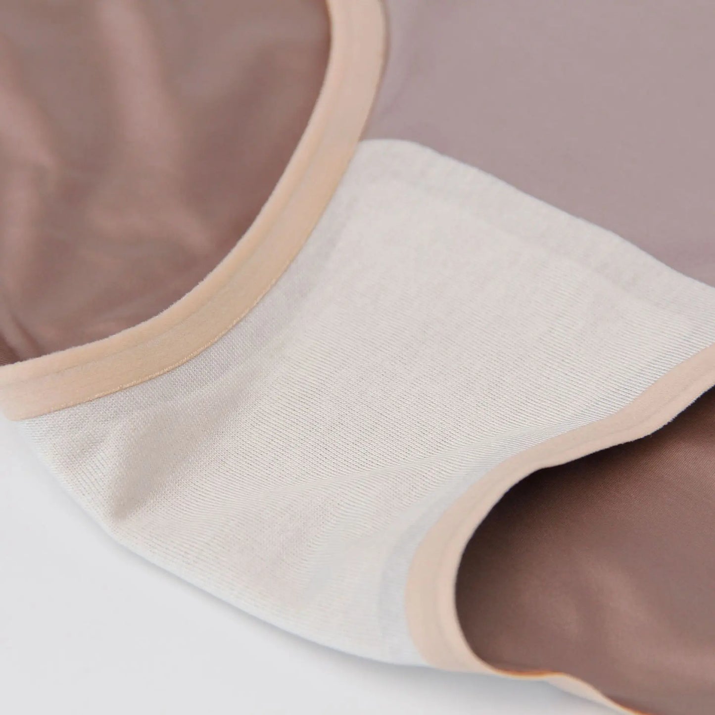 Women's Sexy Traceless Natural Silk Thin Breathable Skincare High Waist Traceless Triangle Pants