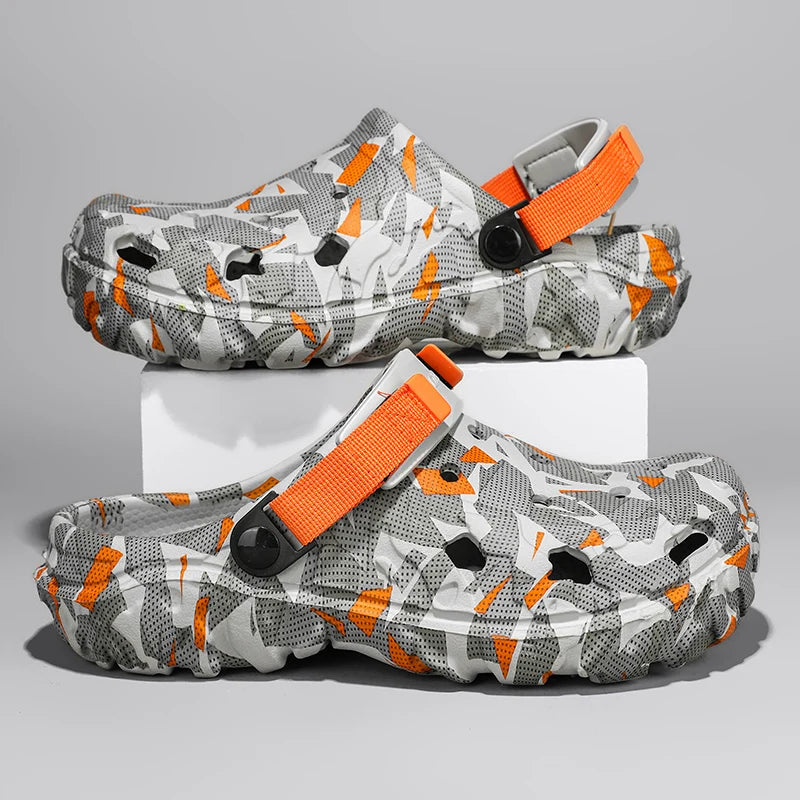 Summer Outdoor Beach Sandals Men Clogs Shoes Men Slippers Camouflage Platform Aqua Shoes Soft EVA Indoor Home Slides Flip Flops