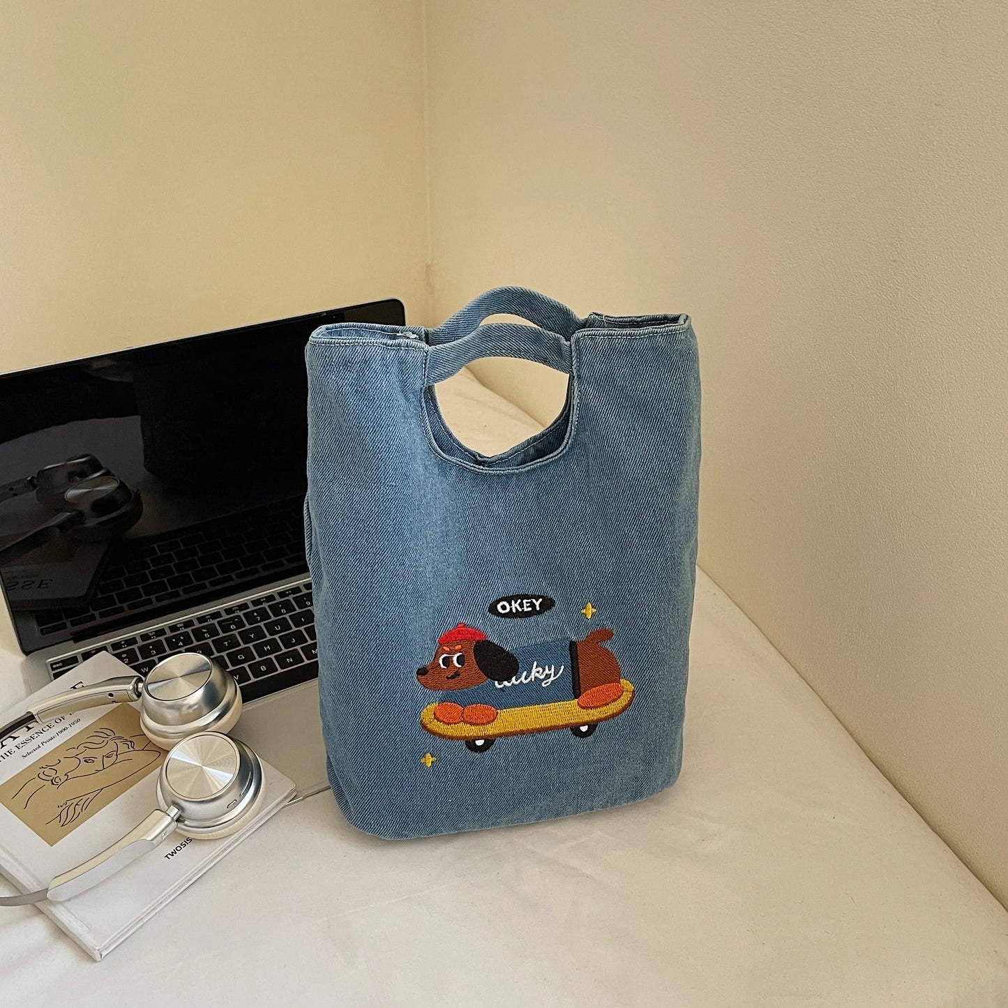 American Retro Japanese Style Tote Bag 2025 New Large Capacity Korean Commuting Portable Bucket Bag Relaxed Feeling Women's Bag