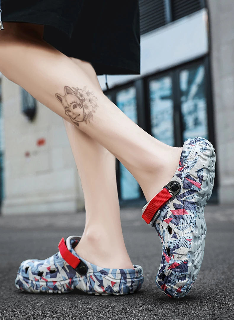 Summer Outdoor Beach Sandals Men Clogs Shoes Men Slippers Camouflage Platform Aqua Shoes Soft EVA Indoor Home Slides Flip Flops