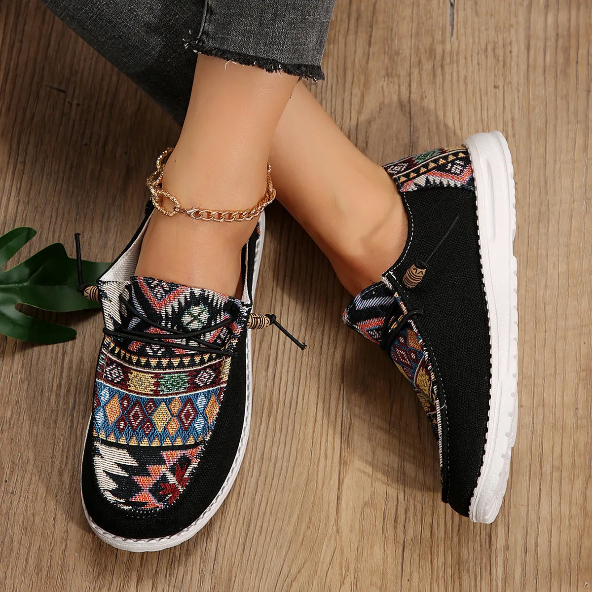 Women's Flat Slip-on Casual Single Shoes Trend Walking Sneakers Women Autumn Soft Sole Outdoor Shoes New Loafers Zapatos Mujer