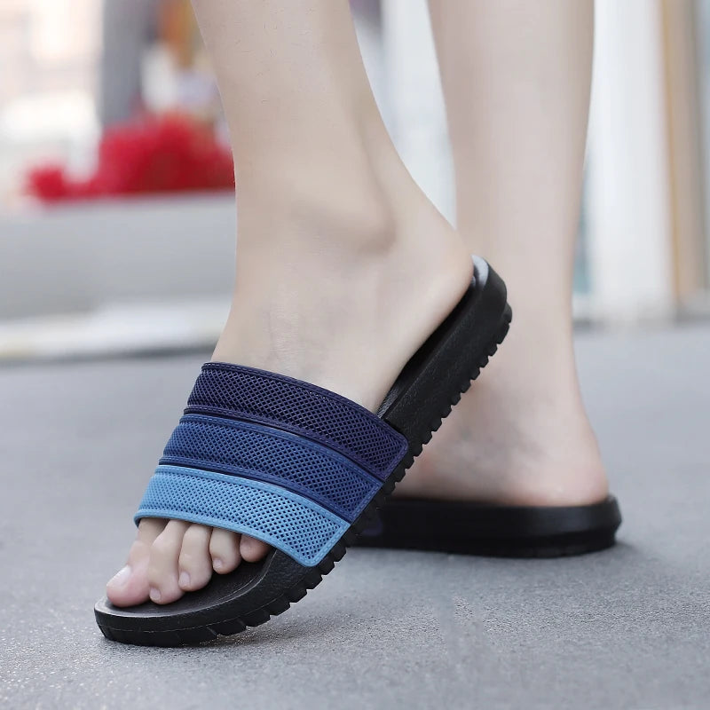 Summer Men Slippers Gradient Design Sandals Outdoor Clogs Soft Beach Slippers Comfortable Casual Indoor Home Shoe For Male 38-47