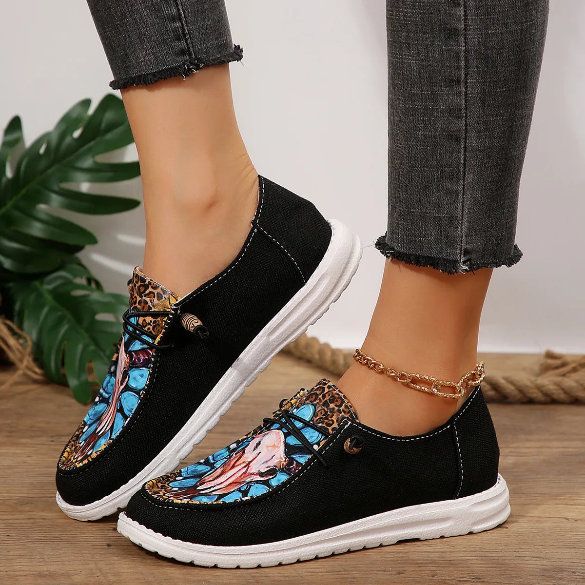 Women's Flat Slip-on Casual Single Shoes Trend Walking Sneakers Women Autumn Soft Sole Outdoor Shoes New Loafers Zapatos Mujer