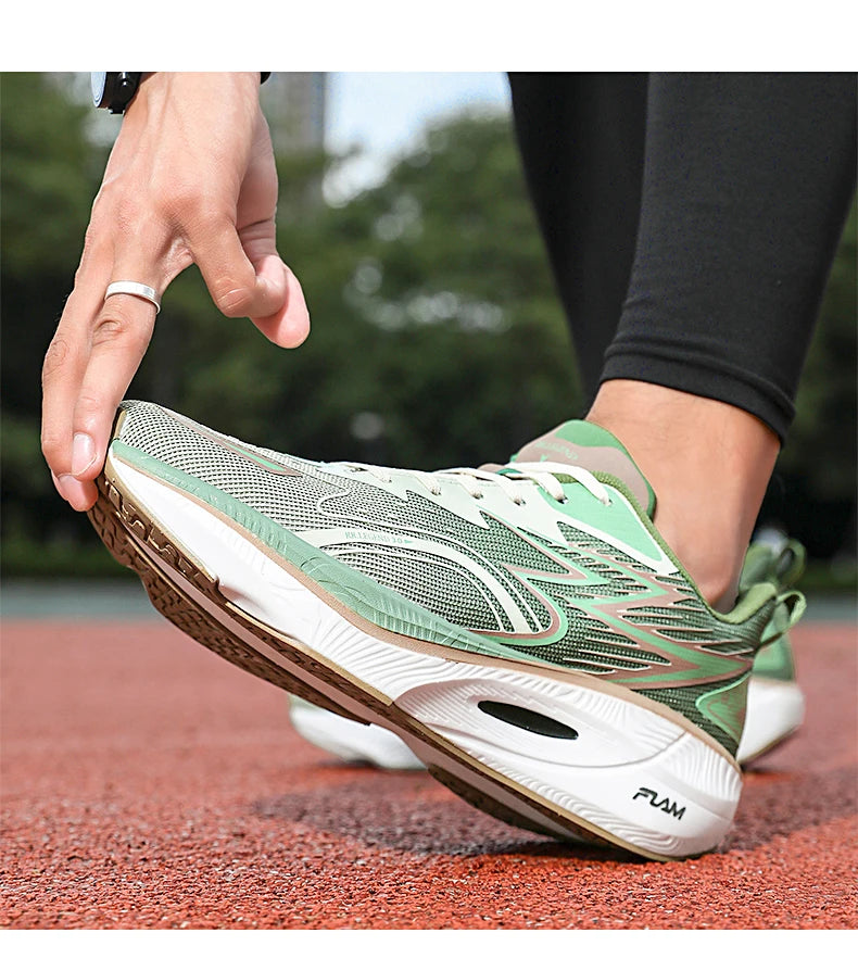 Running Sneakers Men Lightweight Breathable Wear-Resistant Carbon Plate Shoes Comfort Marathon Athletic Sports Shoes for Man