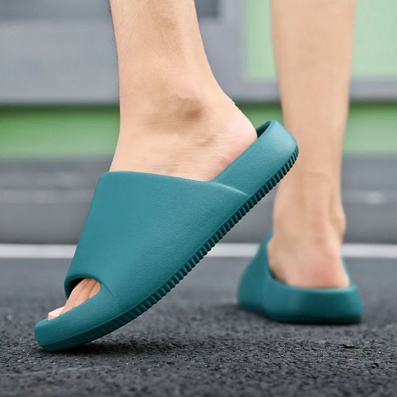 Summer Men Women Slippers EVA Platform Outdoor Comfortable Simple Design Beach Sandals Clogs Casual Indoor Slippers For Couple