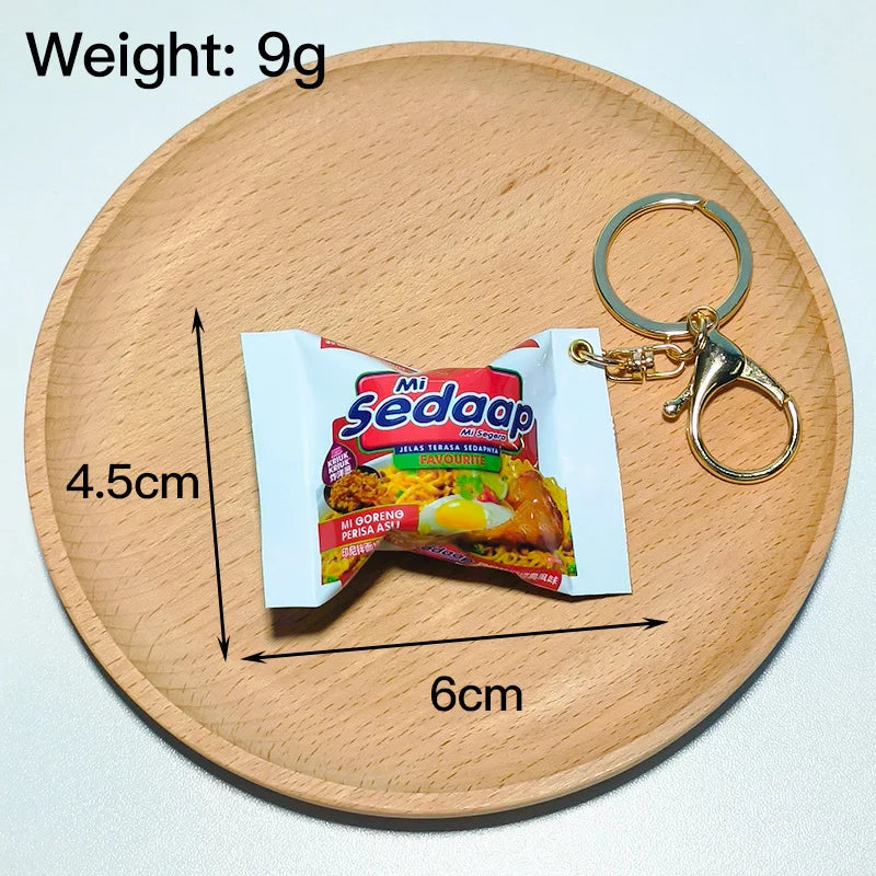 Creative Mini Indonesian Noodle Keychain Korean Ramen Instant Snack Food Toy Souvenir Spicy Mini Keyring Southeast Asian Cuisine
