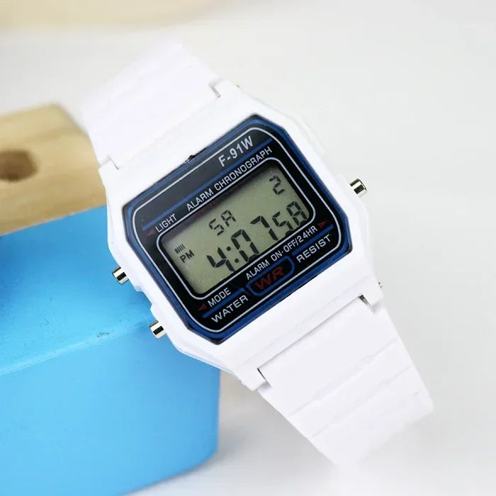 Sport LED Digital Watches Children Simple Small Square Dial Electronic Watch Silicone Band Fashion Casual Mens Watch Friend Gift