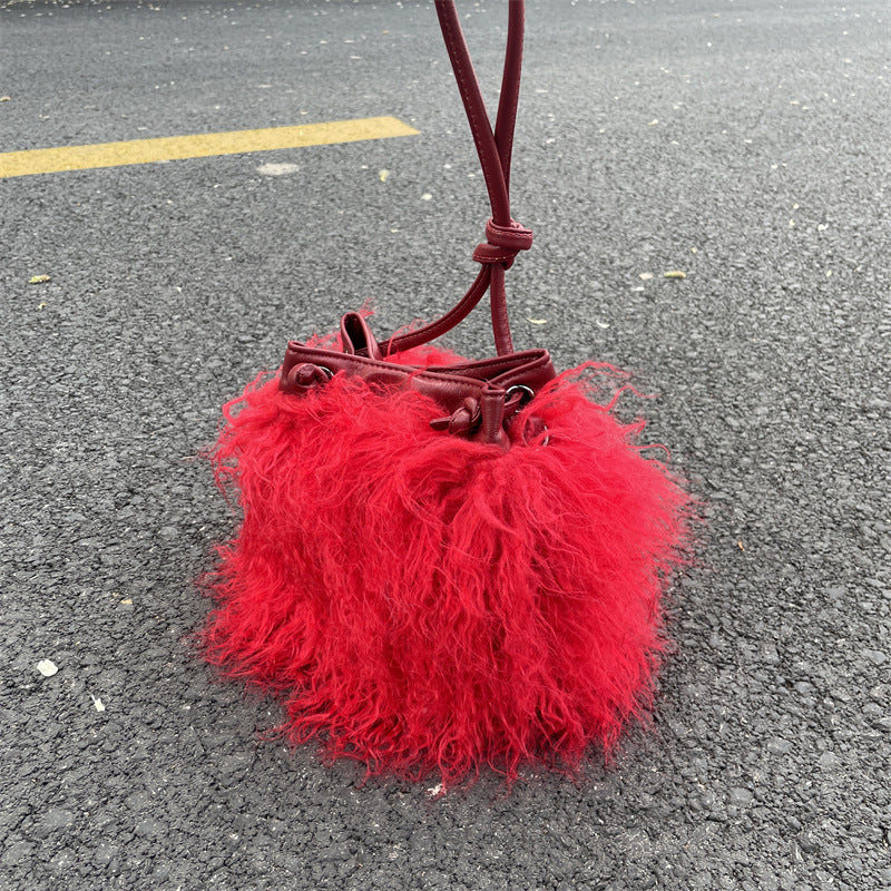 Luxury Colorful Tassels Furry Drawstring Bucket Bag Women Plush Handbag Harajuku Street Punk Y2k Hot Girls Faux Fur Shoulder Bag