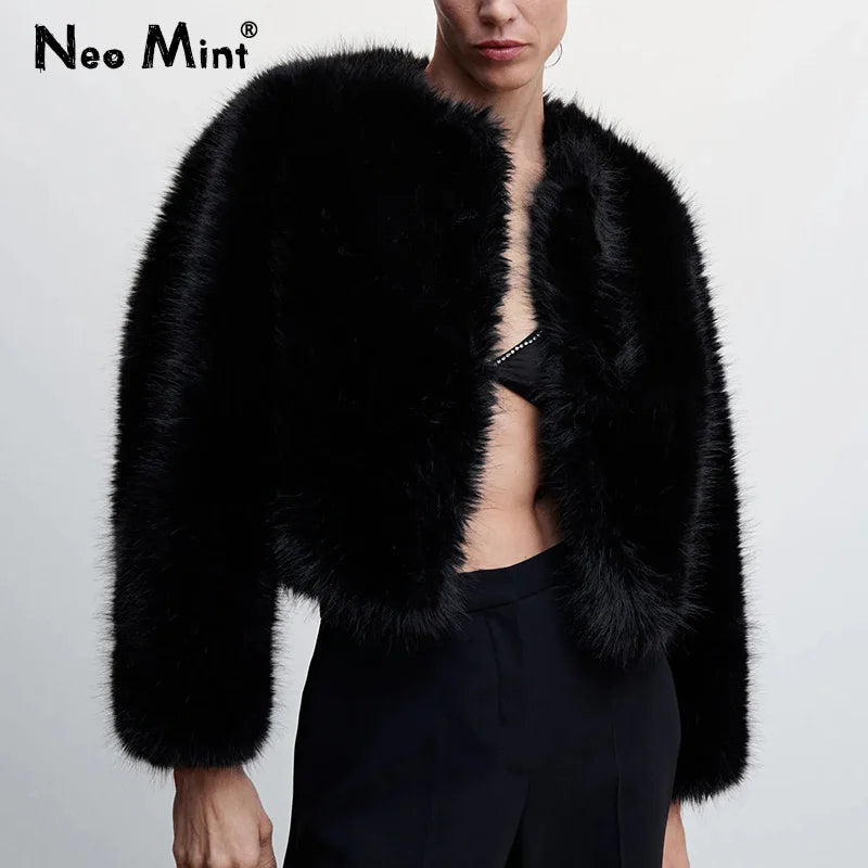 Ins Hot Brand Fashion Black Warm Cozy Cropped Faux Fur Coat Women Winter 2024 Chic Girls Street Fashion Luxury Short Fur Jacket