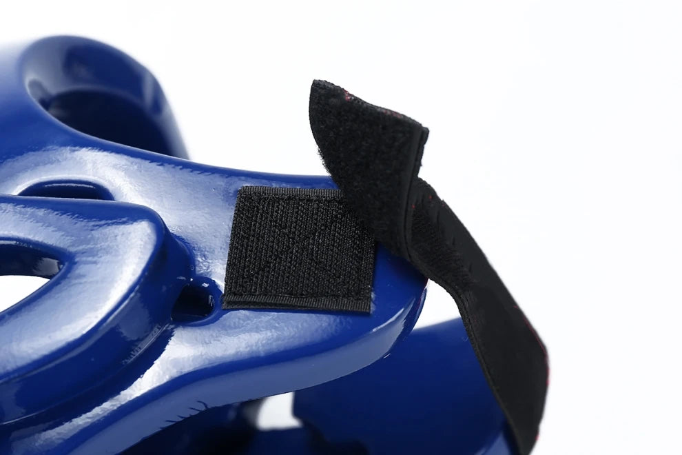 White Taekwondo Helmet Red Black BLue Headgear Face Mask Karate Kick Boxing Head Guard for Kids Adult Logo Customized Quality