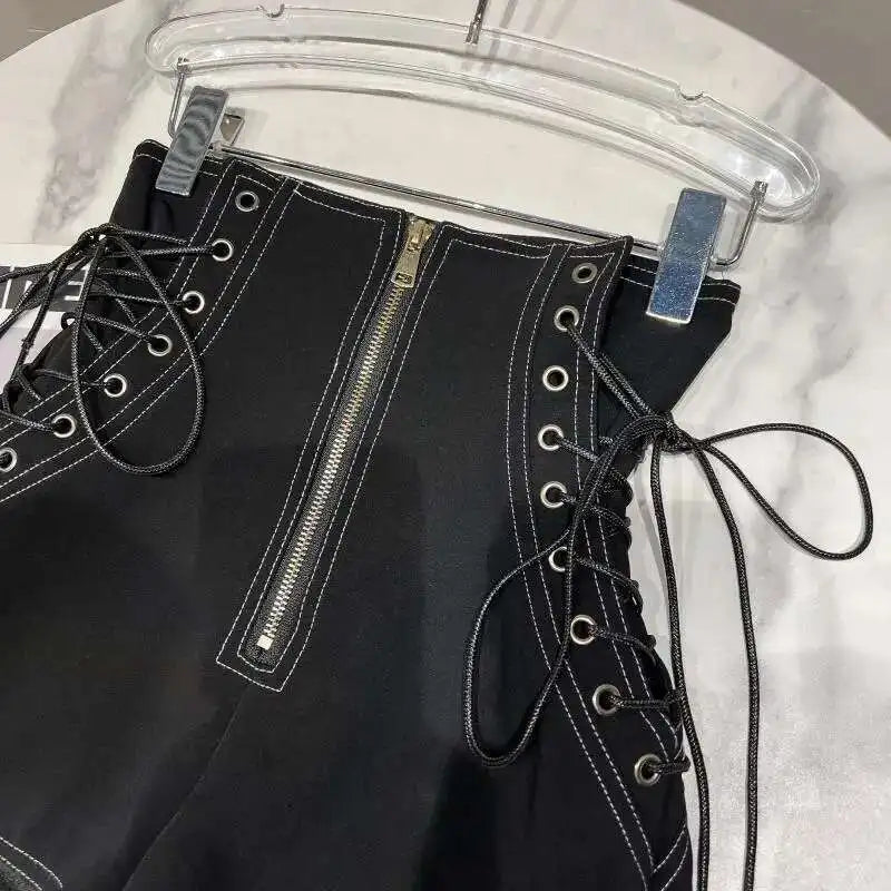 DEAT Women's Fashion High Waist Zipper Design Shorts Trendy Casual A-line Side Straps Short Pants Female Spring New 11A02658