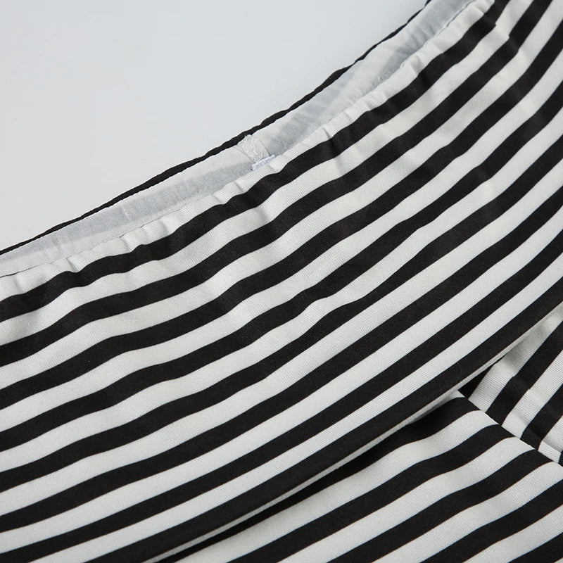 Darlingaga Casual Stripe Tierred Bodycon Summer Shorts Women Korean Style Homewear Hottie Shorts Pants Basic Cute Sporty Outfits