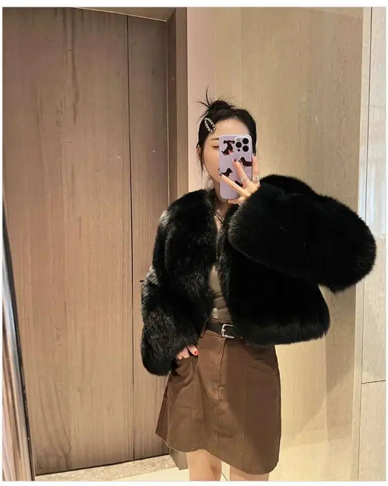 LGRQ 2025 fall mink fur jacket for women, small and environmentally friendly fox fur short imitation fur jacket, fur cardigan