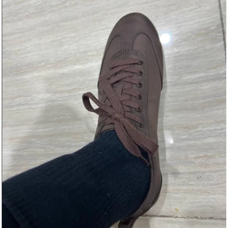 2025 New Women's Shoes Brown Soft Top Flat Sports Casual Shoes British Style Lace Up Versatile Shallow Mouth Board Shoes Loafers