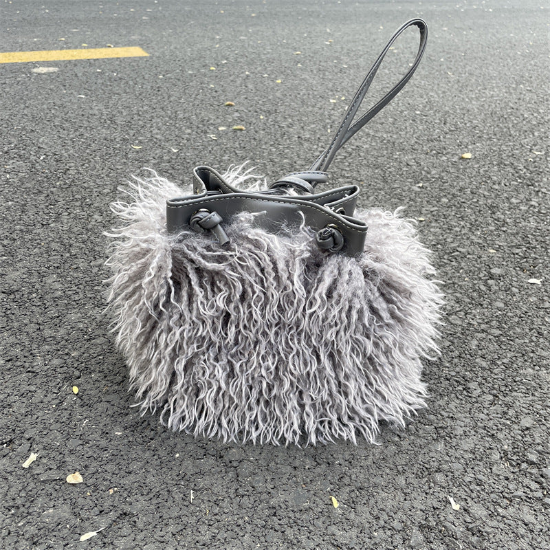 Luxury Colorful Tassels Furry Drawstring Bucket Bag Women Plush Handbag Harajuku Street Punk Y2k Hot Girls Faux Fur Shoulder Bag