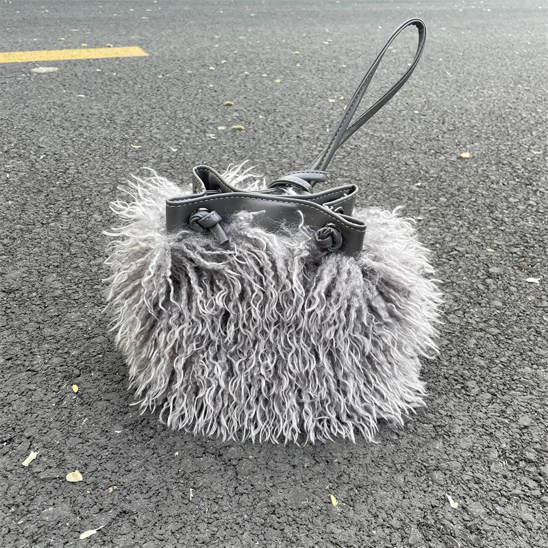 Luxury Colorful Tassels Furry Drawstring Bucket Bag Women Plush Handbag Harajuku Street Punk Y2k Hot Girls Faux Fur Shoulder Bag