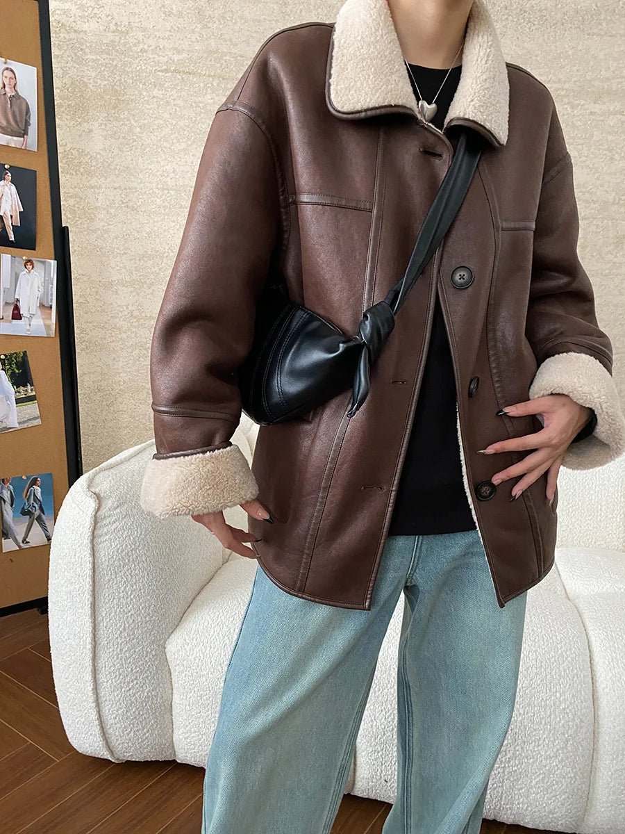 [LANMREM] Faux Fur Thick Warm Coats Lapel Single Breasted Office Lady Elegant Female Outwear Fashion 2025 Winter New 26C1095