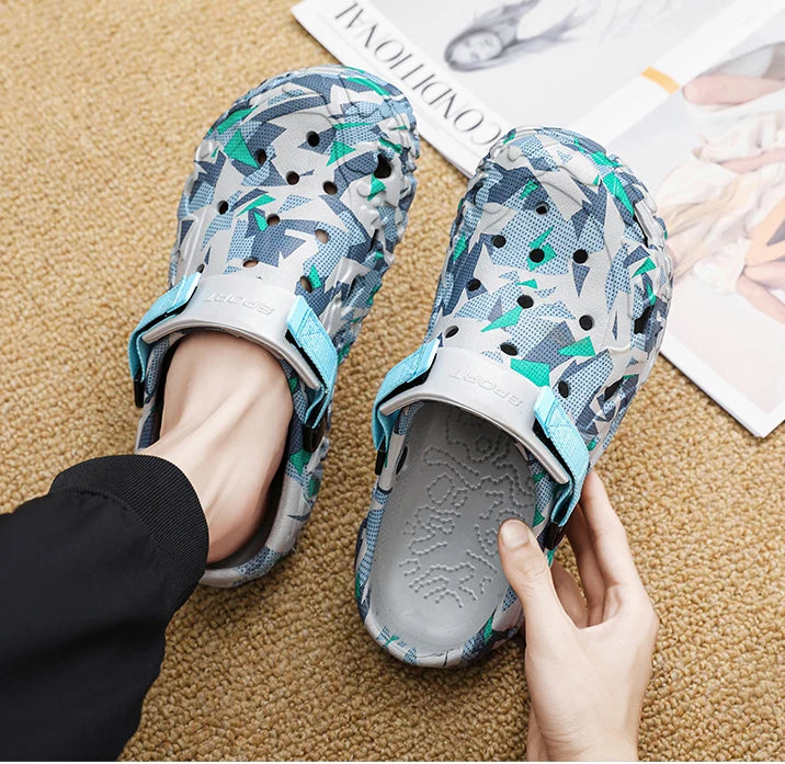 Summer Outdoor Beach Sandals Men Clogs Shoes Men Slippers Camouflage Platform Aqua Shoes Soft EVA Indoor Home Slides Flip Flops