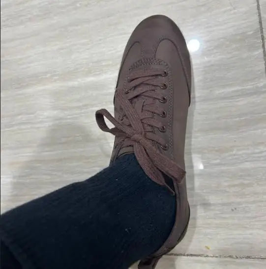 2025 New Women's Shoes Brown Soft Top Flat Sports Casual Shoes British Style Lace Up Versatile Shallow Mouth Board Shoes Loafers