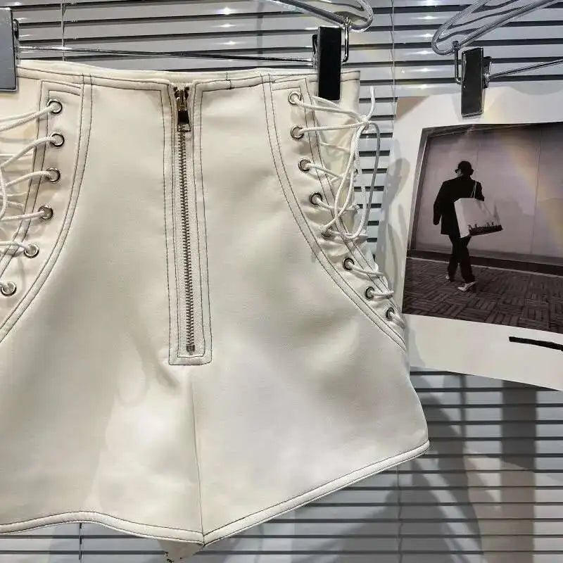 DEAT Women's Fashion High Waist Zipper Design Shorts Trendy Casual A-line Side Straps Short Pants Female Spring New 11A02658