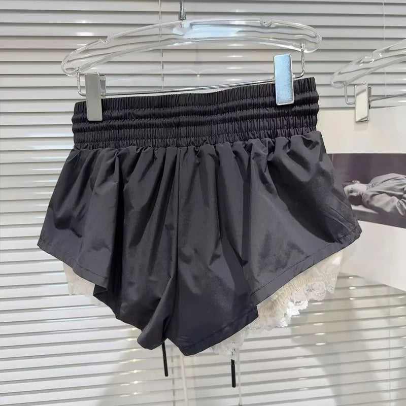 Shorts Woman Summer 2025 New White Korean Fashion Harajuku Balloon Skirt Short Woman Clothing Y2k Black Bloomer Women's Shorts