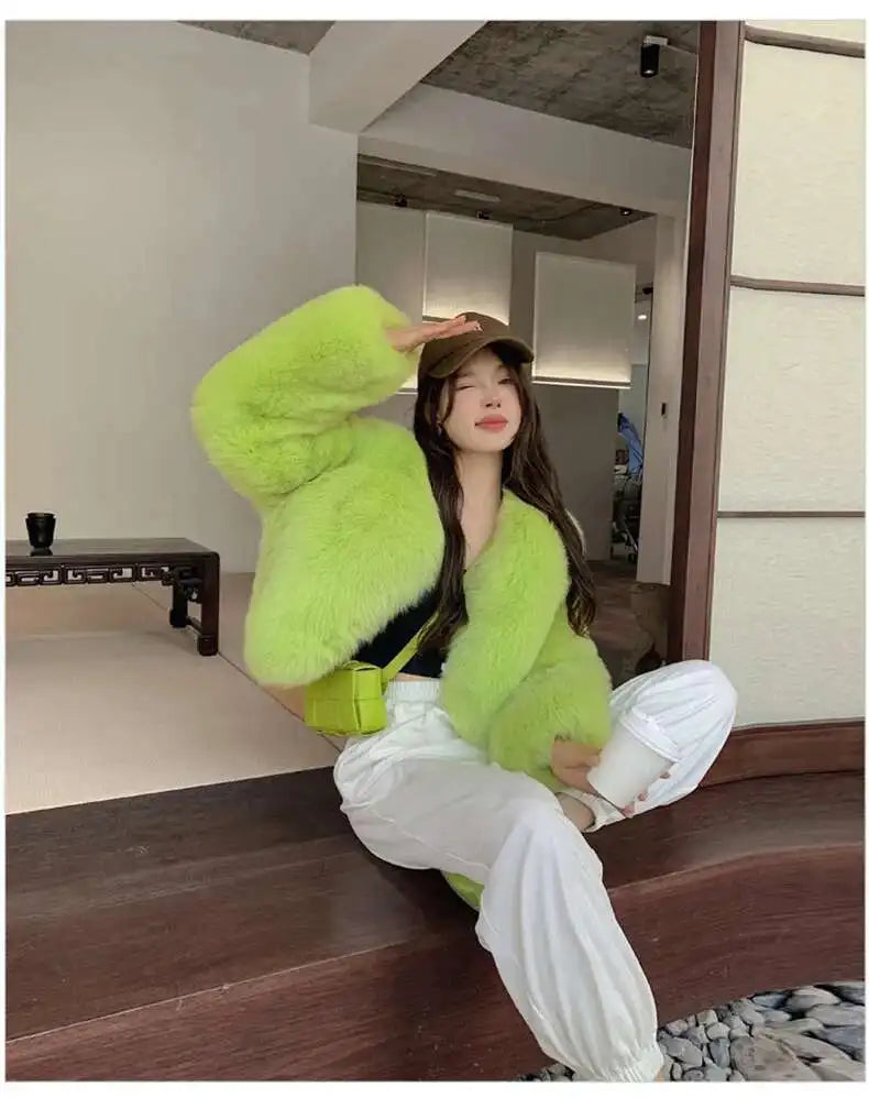 LGRQ 2025 fall mink fur jacket for women, small and environmentally friendly fox fur short imitation fur jacket, fur cardigan