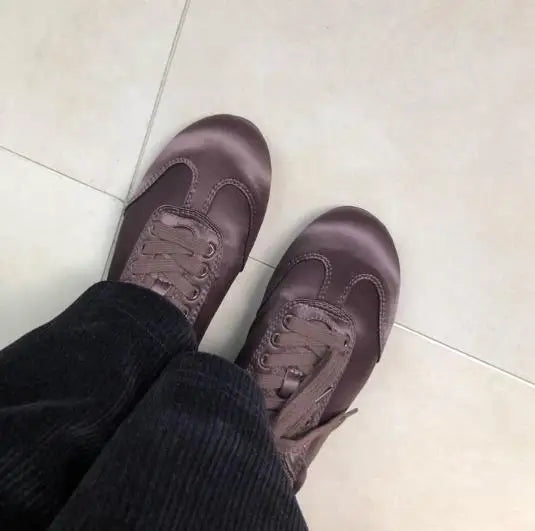 2025 New Women's Shoes Brown Soft Top Flat Sports Casual Shoes British Style Lace Up Versatile Shallow Mouth Board Shoes Loafers