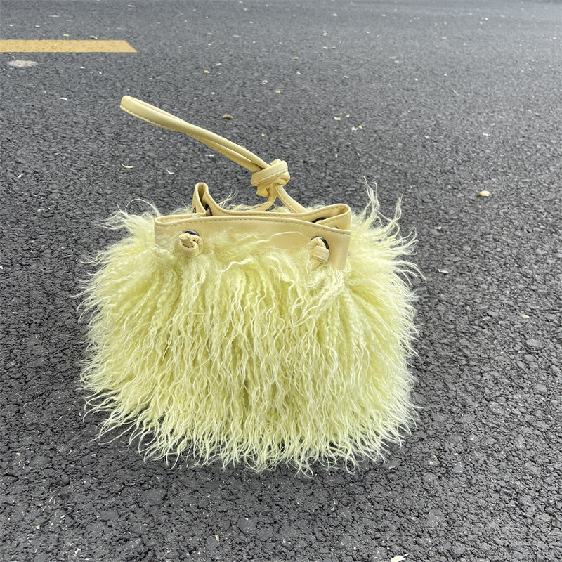 Luxury Colorful Tassels Furry Drawstring Bucket Bag Women Plush Handbag Harajuku Street Punk Y2k Hot Girls Faux Fur Shoulder Bag