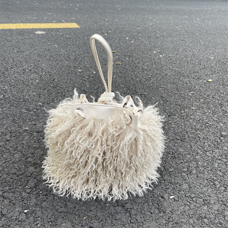 Luxury Colorful Tassels Furry Drawstring Bucket Bag Women Plush Handbag Harajuku Street Punk Y2k Hot Girls Faux Fur Shoulder Bag