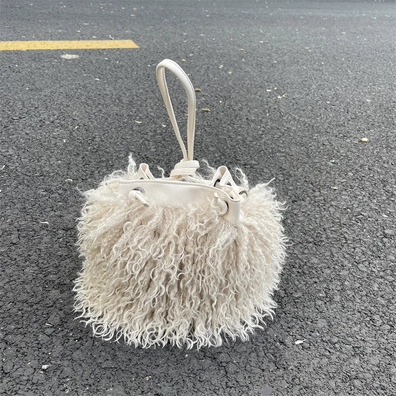 Luxury Colorful Tassels Furry Drawstring Bucket Bag Women Plush Handbag Harajuku Street Punk Y2k Hot Girls Faux Fur Shoulder Bag