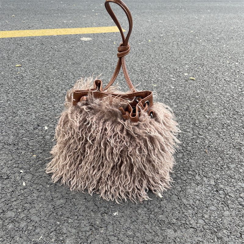 Luxury Colorful Tassels Furry Drawstring Bucket Bag Women Plush Handbag Harajuku Street Punk Y2k Hot Girls Faux Fur Shoulder Bag