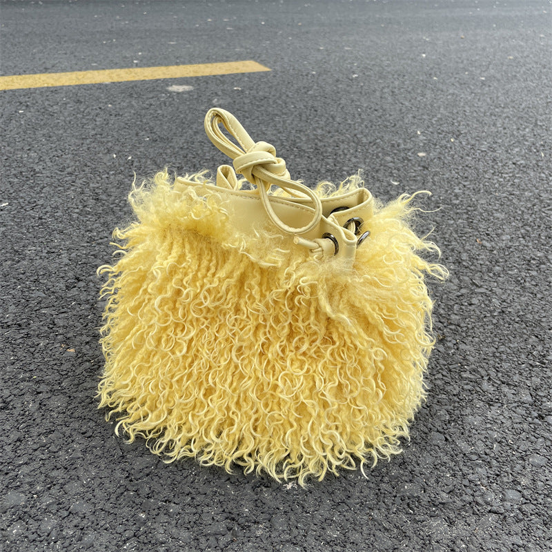 Luxury Colorful Tassels Furry Drawstring Bucket Bag Women Plush Handbag Harajuku Street Punk Y2k Hot Girls Faux Fur Shoulder Bag