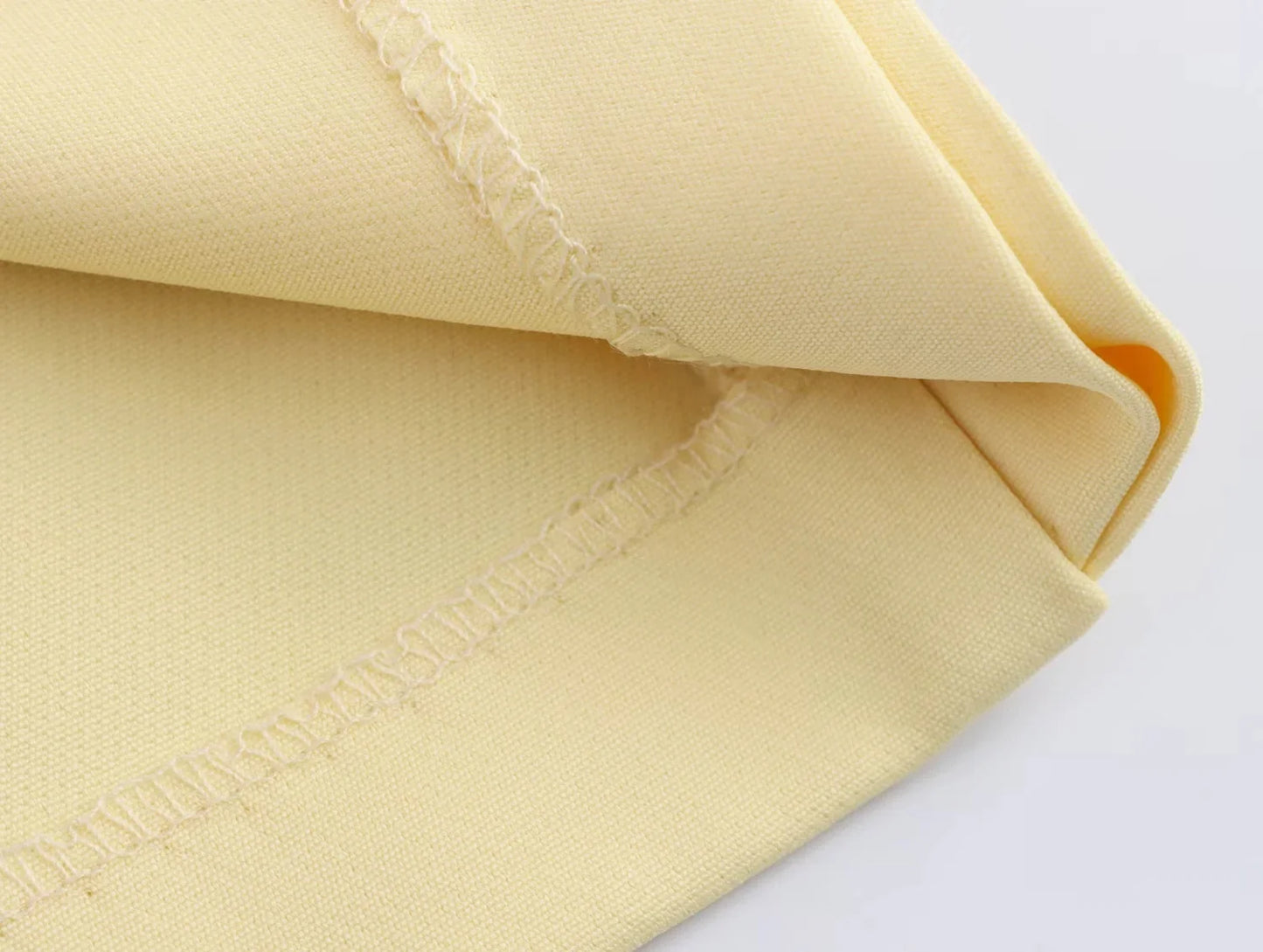 TRAFZA Casual Chic Butter Yellow Women Shorts Skirt Solid Zipper Shorts Skirt Fashion 2025 Spring Summer Elegant Holiday Shorts