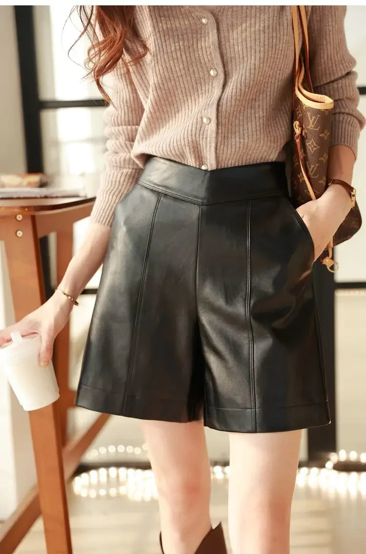Simplicity Fashion Autumn New Women Solid Zipper Pocket Patchwork Korean Chic High Waist Loose A-line PU Leather Wide Leg Shorts