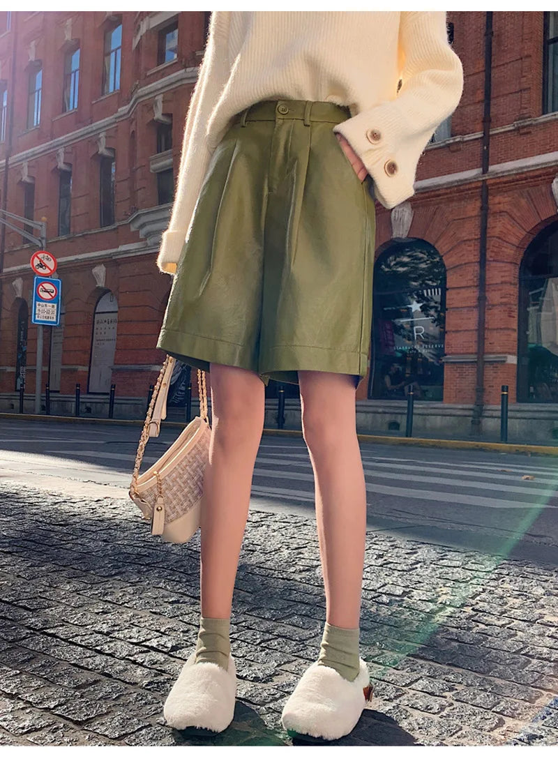 QOERLIN S-4XL Fashion PU Leather Shorts Women's Autumn Winter Bermuda Elastic Waist Loose Five Points Leather Trousers Shorts