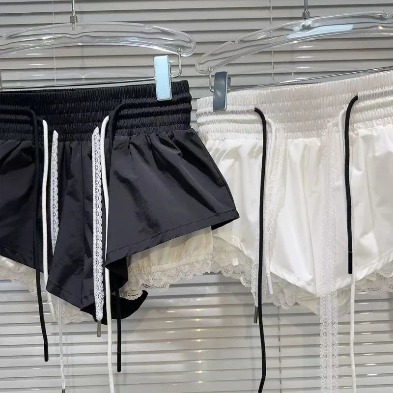 Shorts Woman Summer 2025 New White Korean Fashion Harajuku Balloon Skirt Short Woman Clothing Y2k Black Bloomer Women's Shorts