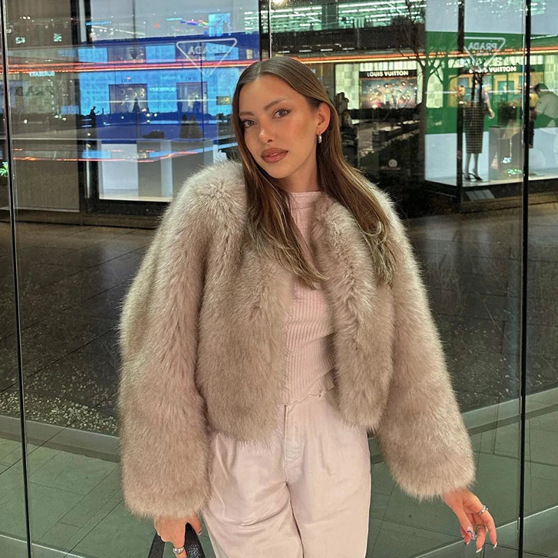 Ins Hot Brand Fashion Black Warm Cozy Cropped Faux Fur Coat Women Winter 2024 Chic Girls Street Fashion Luxury Short Fur Jacket