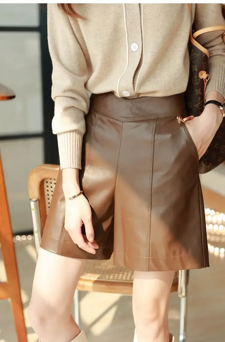 Simplicity Fashion Autumn New Women Solid Zipper Pocket Patchwork Korean Chic High Waist Loose A-line PU Leather Wide Leg Shorts