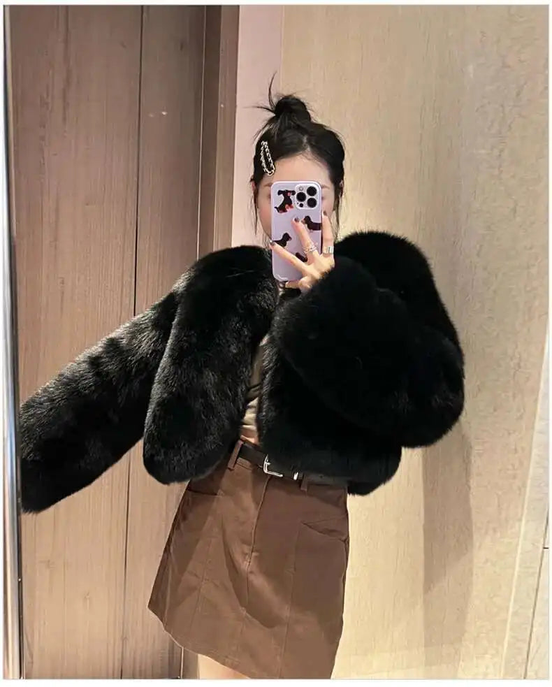 LGRQ 2025 fall mink fur jacket for women, small and environmentally friendly fox fur short imitation fur jacket, fur cardigan