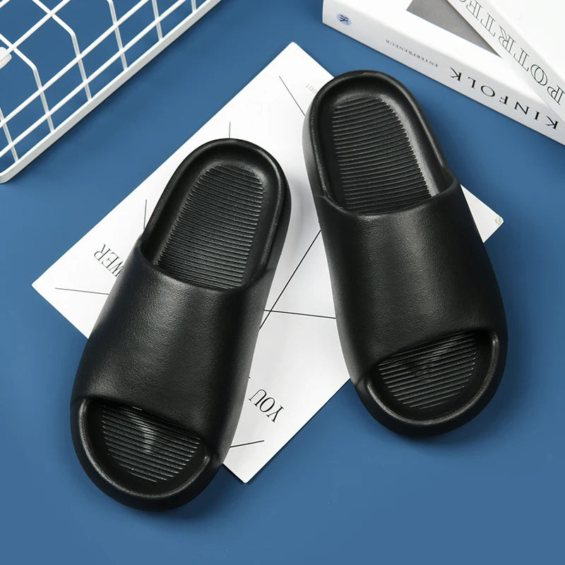 Summer Men Women Slippers EVA Platform Outdoor Comfortable Simple Design Beach Sandals Clogs Casual Indoor Slippers For Couple